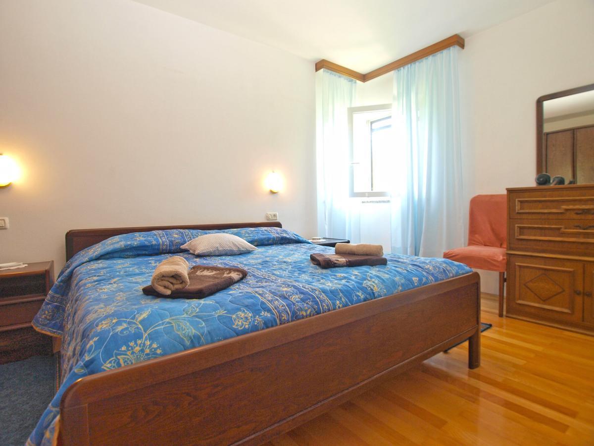 Apartments Vodnjanka 1656 Ngoại thất bức ảnh