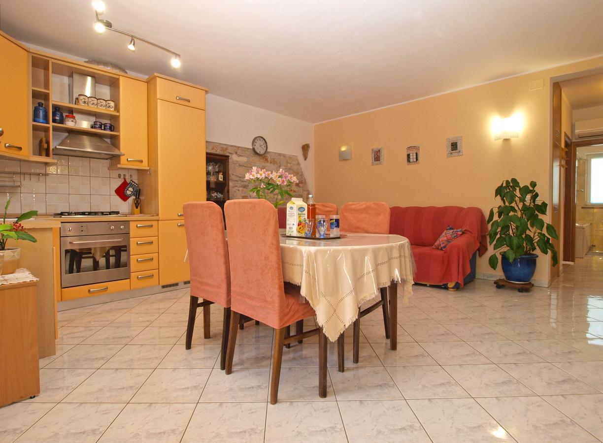 Apartments Vodnjanka 1656 Ngoại thất bức ảnh